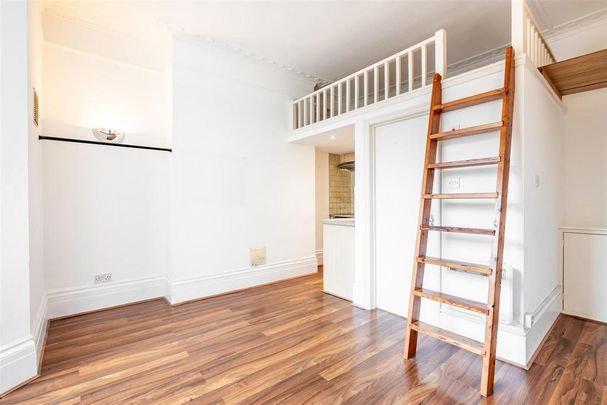 Studio to rent - Photo 1