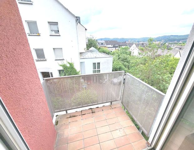 Große, helle 2-ZKB-Wohnung mit Ausblick über Triers Norden, in Kürenz - Photo 1