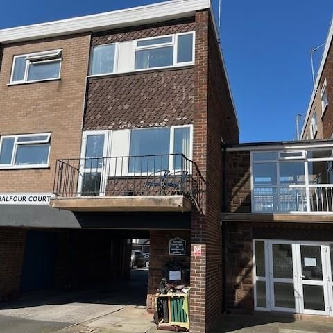 2 bedroom maisonette to rent - Photo 1