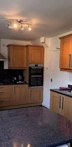 2 bedroom semi-detached house to rent - Photo 1