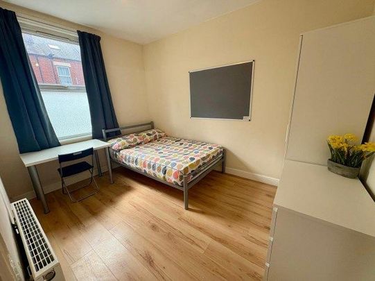 5 bedroom house share to rent - Photo 1