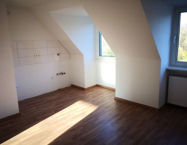 Frisch renovierte 2-Zimmer-Dachgeschosswohnung!!! - Foto 1