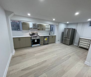 For Lease - 4105 Channing Crescent Unit# Basement, Oakville, Ontario - Photo 1