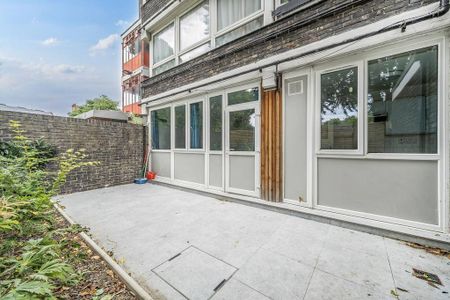 Studio to rent - Photo 4