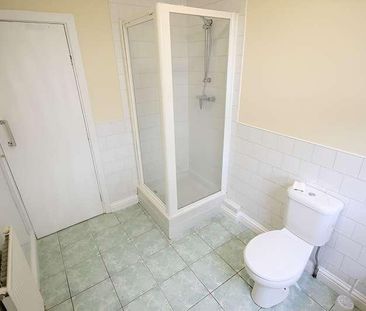 Conference Road, Armley, Leeds, LS12 - Photo 4