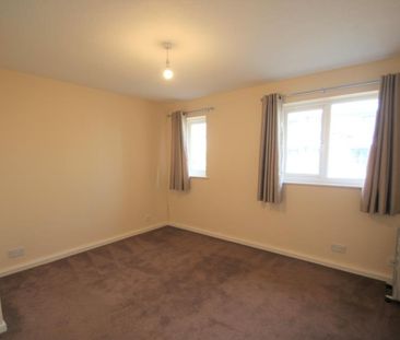 Waverley Court, Woking - 1 bedroomProperty for lettings - Seymours - Photo 3