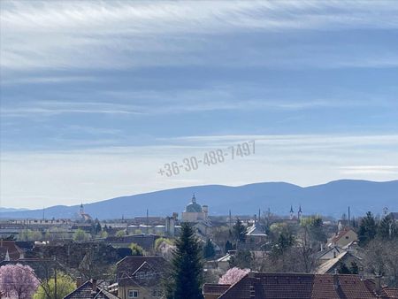 Kiadó jó állapotú lakás - Vác - Fotó 5