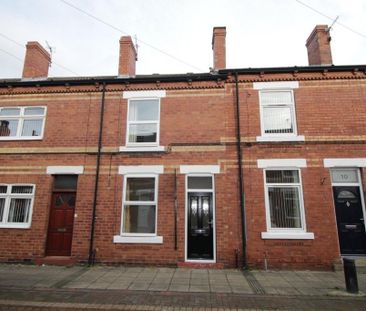 2 bedroom terraced house to rent - Photo 2