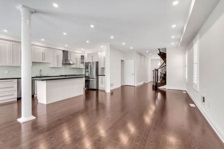 For Lease - 2394 Alstep Way, Oakville, Ontario - Photo 4