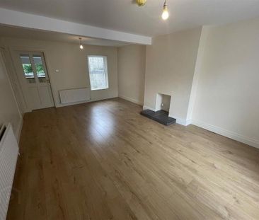 56 High Street, Gilford, Craigavon, BT63 6HY - Photo 1