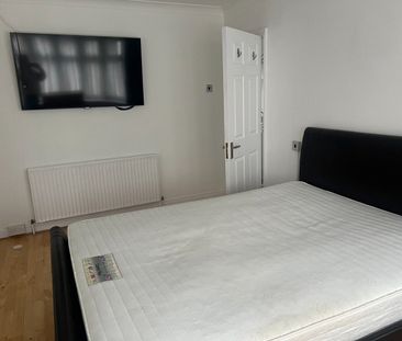 Room in a Shared House, Ferncroft Avenue, N12 - Photo 6