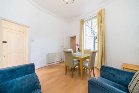 Cambridge Gardens, London, W10 ground floor flat to rent - Photo 3