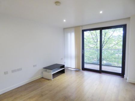 1 bedroom flat to rent - Photo 3