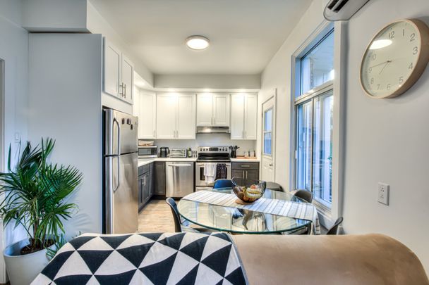 115 4e Avenue - Photo 1