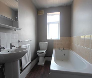 2 bedroom terraced house to rent - Photo 6