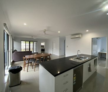 FULLY FURNISHED 4 bedroom home in Trinity Park - Photo 5