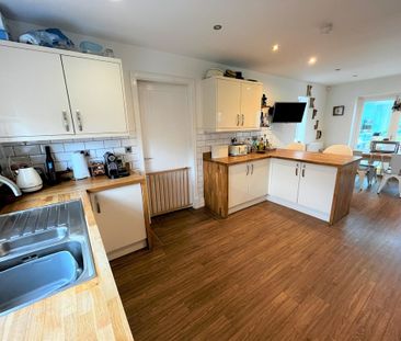 Carter Croft, Preston - Photo 4