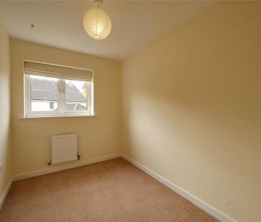4 bedroom semi-detached house to rent - Photo 2
