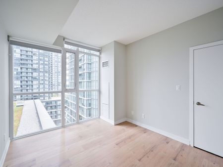 For Lease - 4070 Confederation Parkway Unit# 1004, Mississauga, Ontario - Photo 4