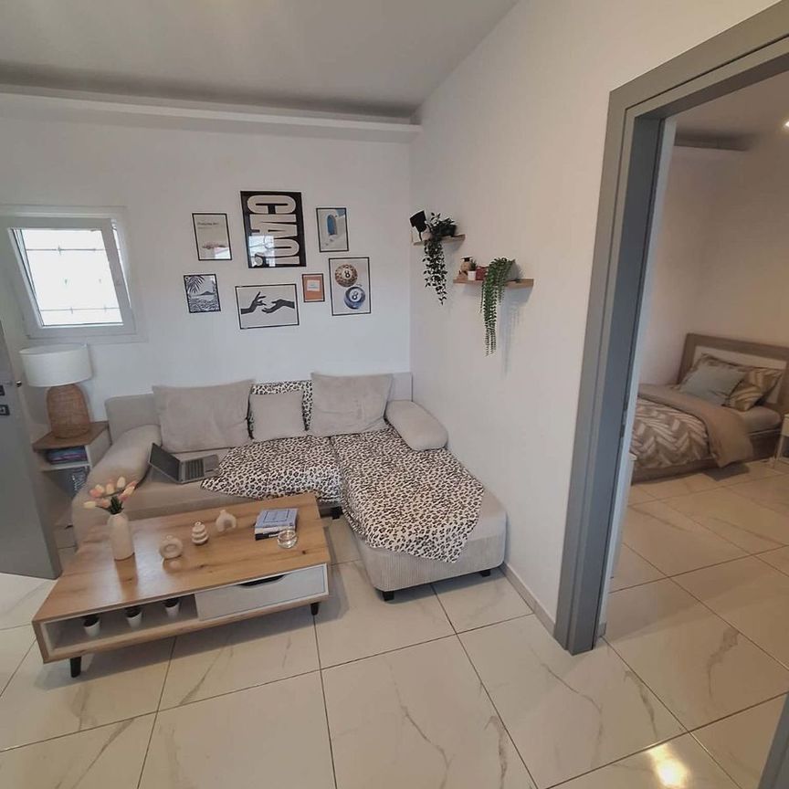 Studio/Γκαρσονιέρα για ενοικίαση Ελπίδος (Πολίχνη) - Φωτογραφία 1