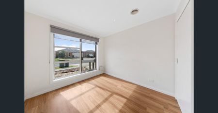 Convenient Location, Close to Schools! - Photo 2