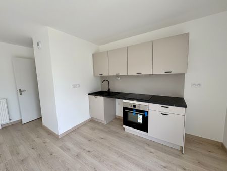 Rennes Saint Jacques de la Lande - 2 pièces - Photo 2