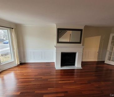 8 Av. d'Old Post Crescent Pointe-Claire, QC H9R - Photo 1