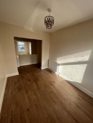 3 bed terraced house to rent Cromwell Road, Hayes UB3 - Photo 1