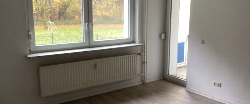 Bezugsfertige 3,5-Zimmer-Wohnung mit eigenem Garten - Foto 1