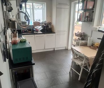 Room in a Shared House, Brampton Park Road, N22 - Photo 5