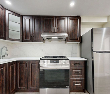 For Lease - 7095 Village Walk Unit# (Basement), Mississauga, Ontario - Photo 2