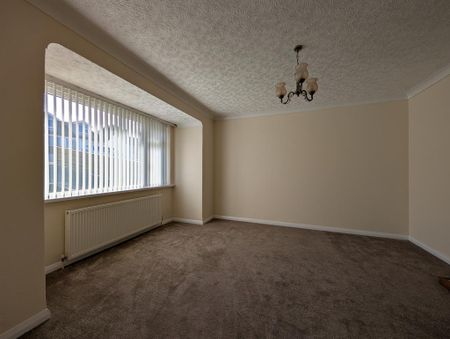2 bedroom detached bungalow to rent - Photo 4