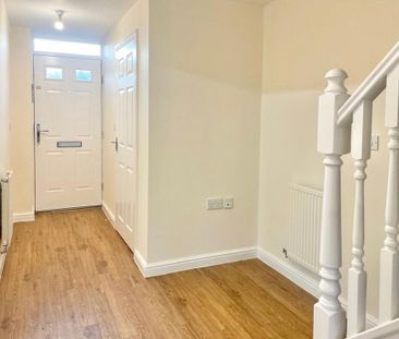 3 bedroom terraced house to rent - Photo 4