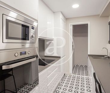 2 bedroom luxury Flat for rent in Madrid, Spain - Photo 1