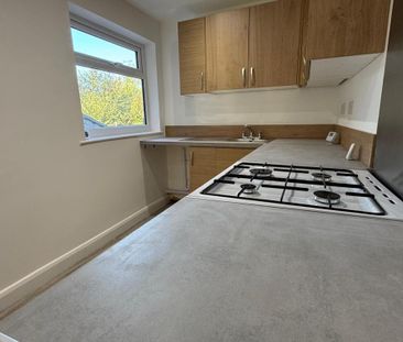 2 bedroom terraced house to rent - Photo 6