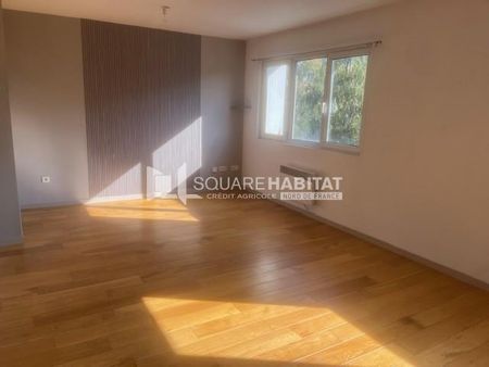 Location Appartement 2 pièces 53m² MAUBEUGE 59600 - Photo 3