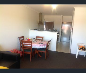 6/144 Canna Drive, Canning Vale, WA 6155 - Photo 4