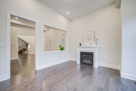 For Lease - 2440 Edward Leaver Trail, Oakville, Ontario - Photo 2