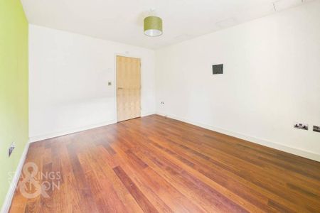 2 bedroom flat to rent - Photo 5