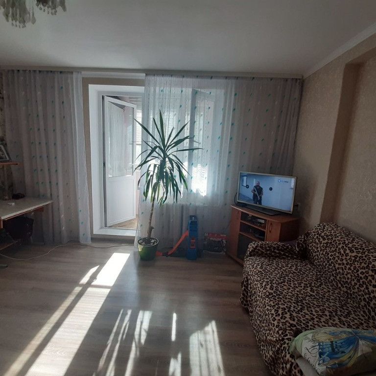 Garsoniera in zona Buziasului - Fotografie 1