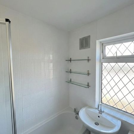 2 Bed Terraced House, Elsworth Street, LS12 - Photo 3