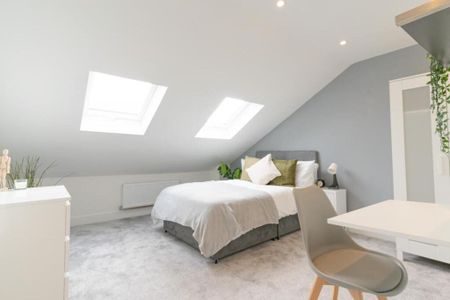 6 bedroom terraced house to rent - Photo 3