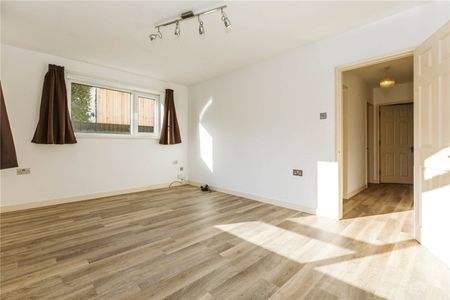 Iddesleigh Road, - Photo 2