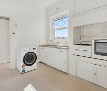 5/32 Vautier Street, Elwood VIC 3184 - Photo 6