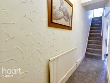 3 bedroom terraced house to rent - Photo 2