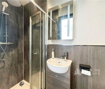 1 bedroom in a house share to rent - Photo 4