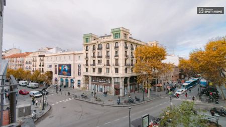 2-bedroom apartment for rent in Embajadores in Madrid - Foto 5