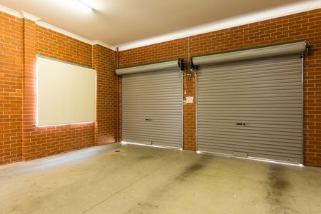 Fully Furnished Central Home - Photo 5