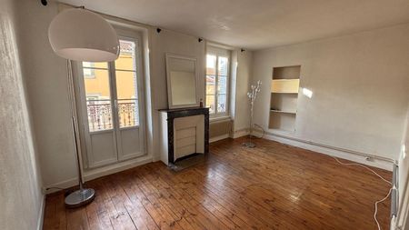 Location Appartement 3 pièces 47m² CLERMONT FERRAND 63000 - Photo 2