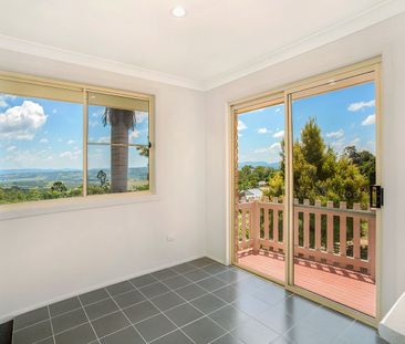 Well Appointed Townhouse with Flexible Living Spaces - Photo 1